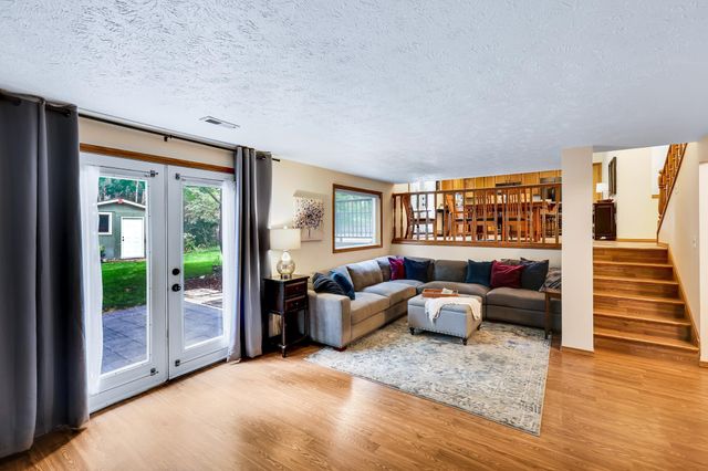 14517 N Chronicle St, Mead, WA 99021