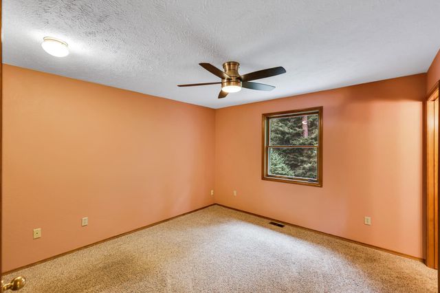 14517 N Chronicle St, Mead, WA 99021