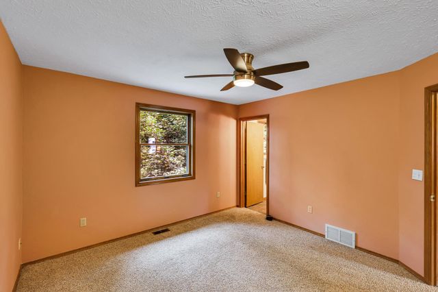 14517 N Chronicle St, Mead, WA 99021