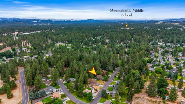 14517 N Chronicle St, Mead, WA 99021