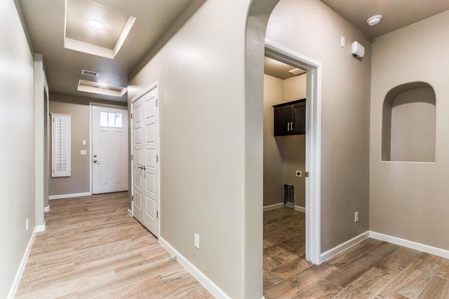 6052 TIN HILL Street, Santa Teresa, NM 88008