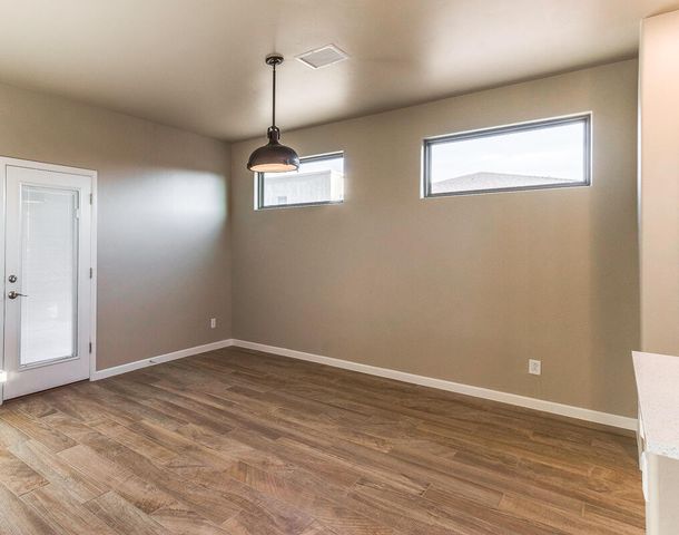 6052 TIN HILL Street, Santa Teresa, NM 88008