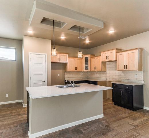 6052 TIN HILL Street, Santa Teresa, NM 88008