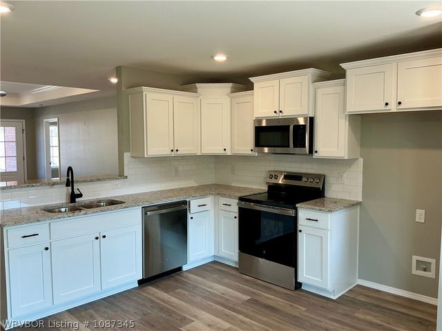 2028 Wisteria Lane, Van Buren, AR 72956