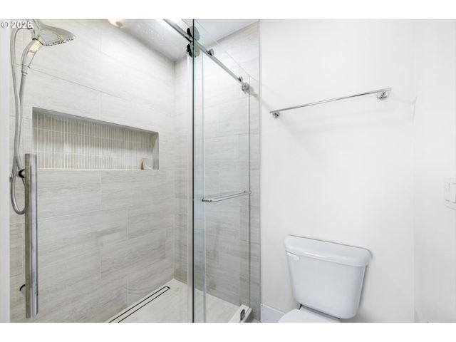 1943 Nw MILLCREST Pl, Portland, OR 97229