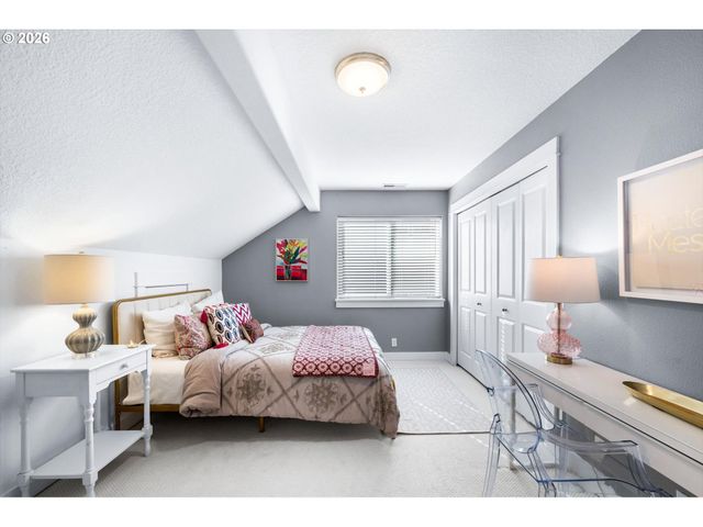 1943 Nw MILLCREST Pl, Portland, OR 97229