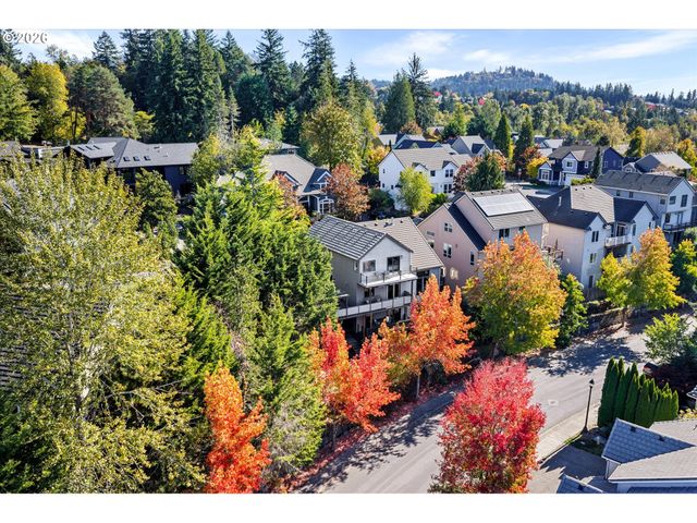 1943 Nw MILLCREST Pl, Portland, OR 97229
