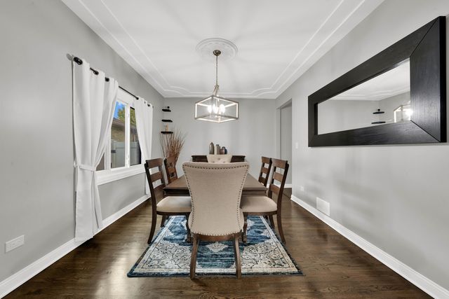 4823 W 106th Street, Oak Lawn, IL 60453