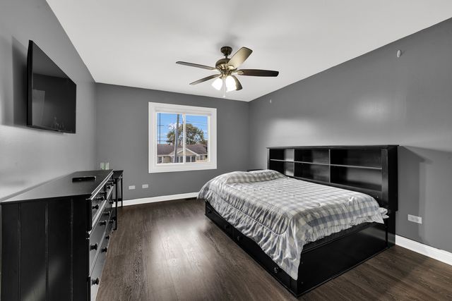 4823 W 106th Street, Oak Lawn, IL 60453