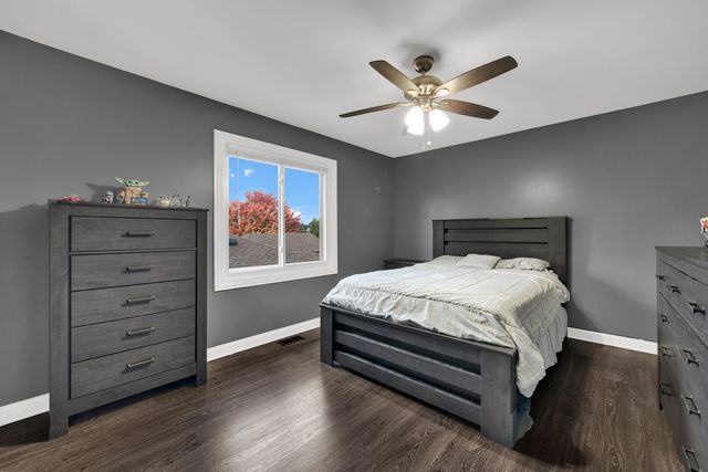 4823 W 106th Street, Oak Lawn, IL 60453