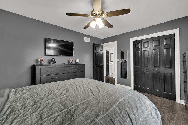 4823 W 106th Street, Oak Lawn, IL 60453