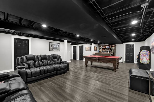 4823 W 106th Street, Oak Lawn, IL 60453