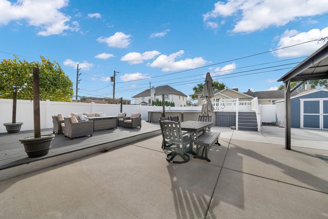 4823 W 106th Street, Oak Lawn, IL 60453