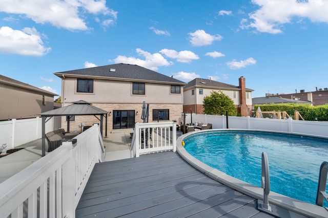 4823 W 106th Street, Oak Lawn, IL 60453