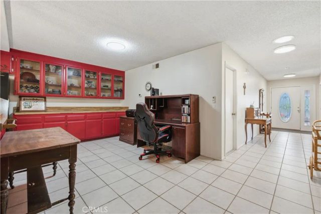 635 Plumer, Costa Mesa, CA 92627