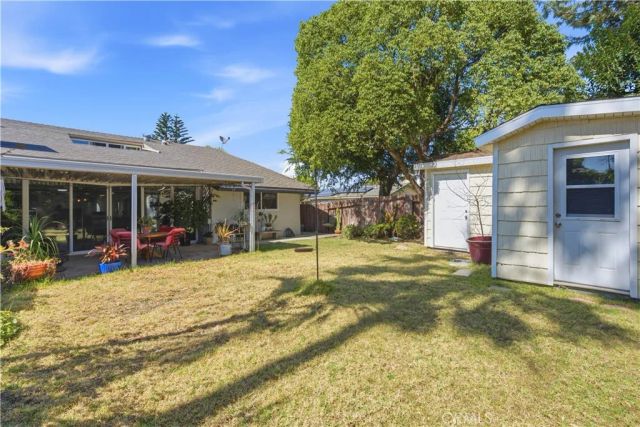 635 Plumer, Costa Mesa, CA 92627