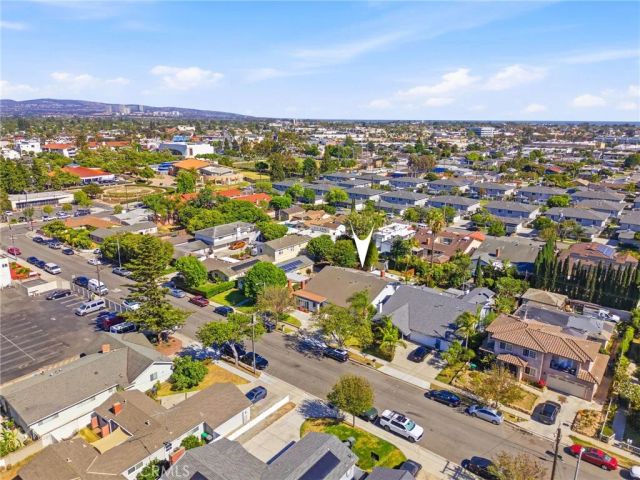 635 Plumer, Costa Mesa, CA 92627