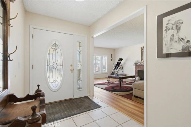 635 Plumer, Costa Mesa, CA 92627