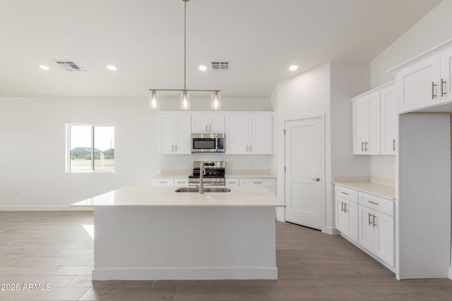 6043 N JESSIE Road, Casa Grande, AZ 85194