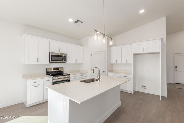 6043 N JESSIE Road, Casa Grande, AZ 85194