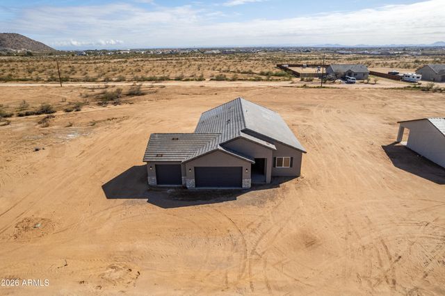 6043 N JESSIE Road, Casa Grande, AZ 85194