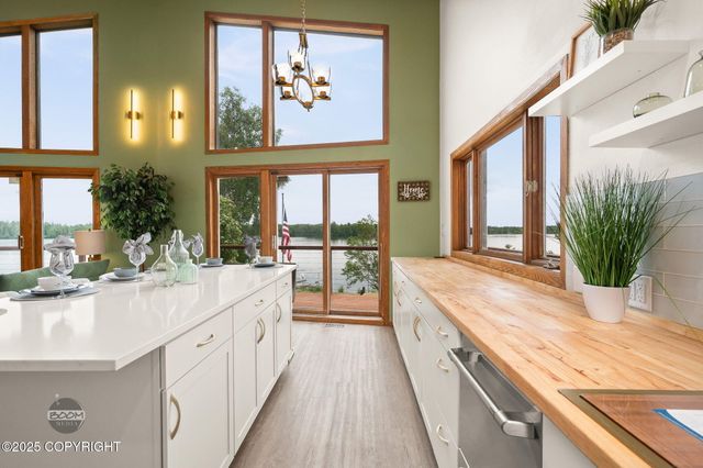900 W Selina Lane, Wasilla, AK 99654