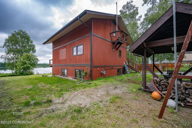 900 W Selina Lane, Wasilla, AK 99654