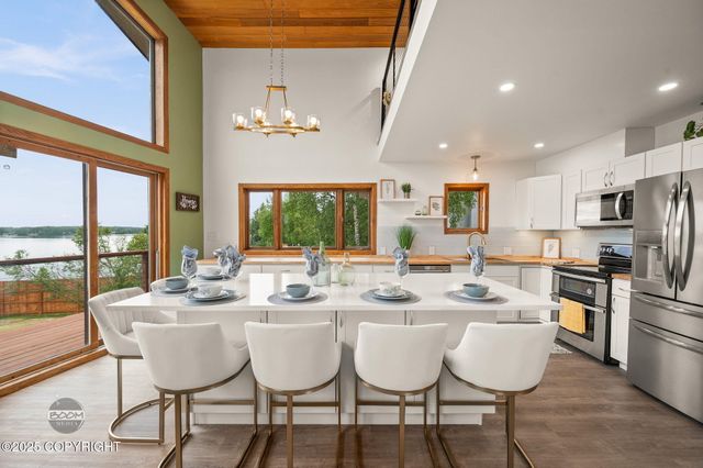 900 W Selina Lane, Wasilla, AK 99654