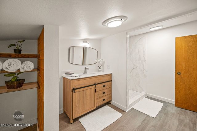 900 W Selina Lane, Wasilla, AK 99654