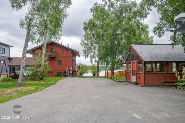 900 W Selina Lane, Wasilla, AK 99654