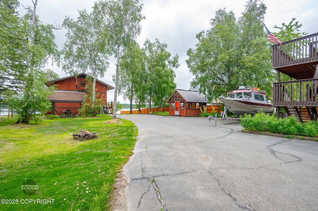 900 W Selina Lane, Wasilla, AK 99654