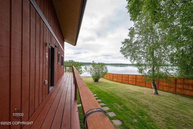 900 W Selina Lane, Wasilla, AK 99654