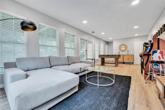 1010 Burton Drive NE, Atlanta, GA 30329
