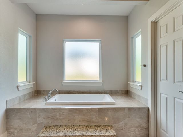 115 Kriston Lane, Springtown, TX 76082