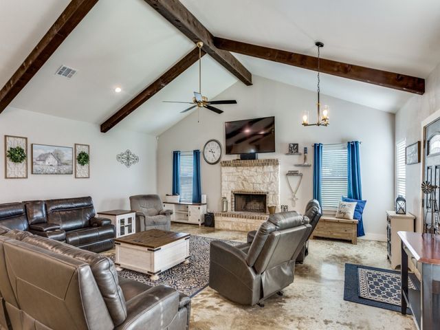 115 Kriston Lane, Springtown, TX 76082