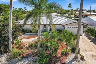 11860 Island AVE, Matlacha, FL 33993