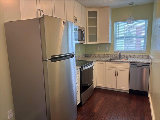 3160 36TH STREET N 210, St Petersburg, FL 33713