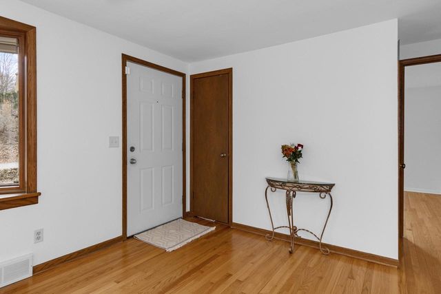 5449 Old Middleton Road, Madison, WI 53705