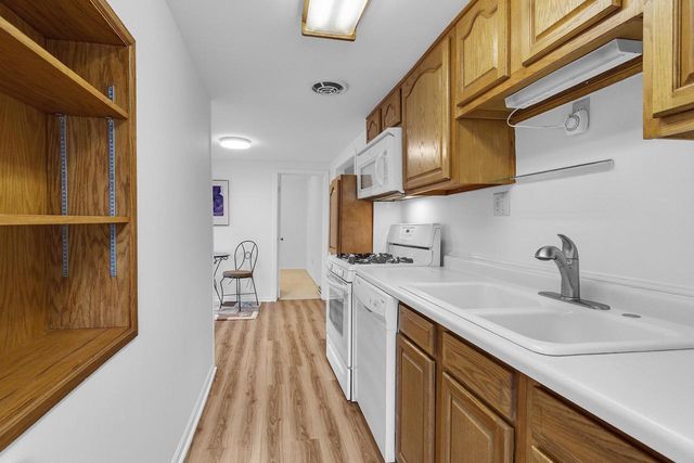 5449 Old Middleton Road, Madison, WI 53705