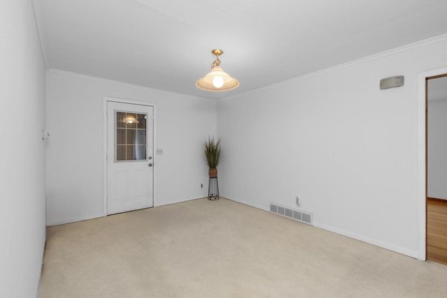 5449 Old Middleton Road, Madison, WI 53705