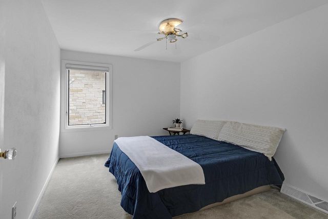 5449 Old Middleton Road, Madison, WI 53705