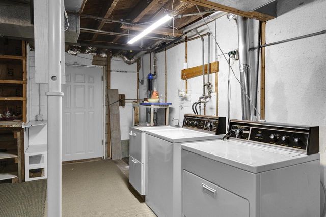 5449 Old Middleton Road, Madison, WI 53705