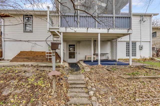 5449 Old Middleton Road, Madison, WI 53705