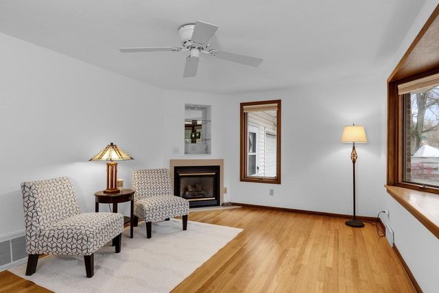 5449 Old Middleton Road, Madison, WI 53705