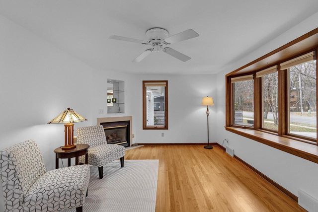 5449 Old Middleton Road, Madison, WI 53705