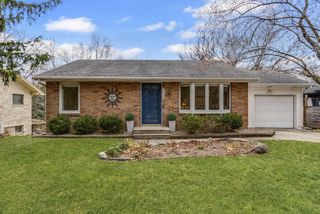 5449 Old Middleton Road, Madison, WI 53705