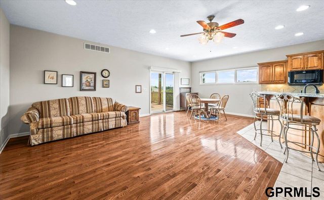 11719 S 203rd Street, Gretna, NE 68028