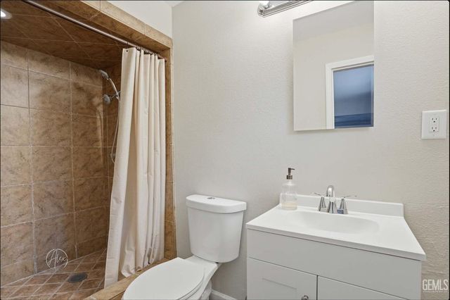 517 Grant Terrace, Taft, CA 93268