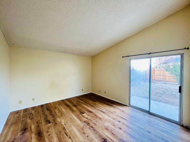 5325 Adobe Drive, Palmdale, CA 93552