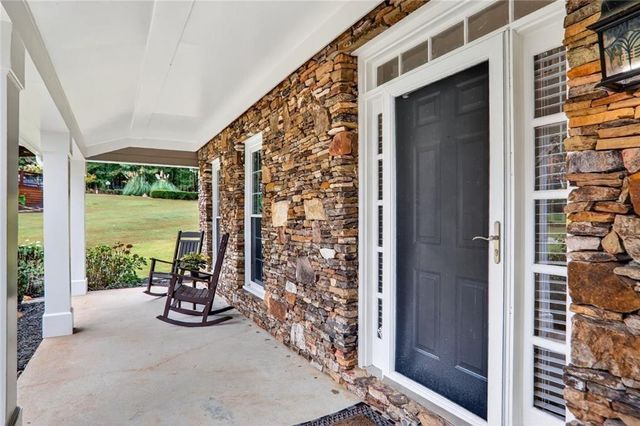 100 Bayswater Drive, Suwanee, GA 30024